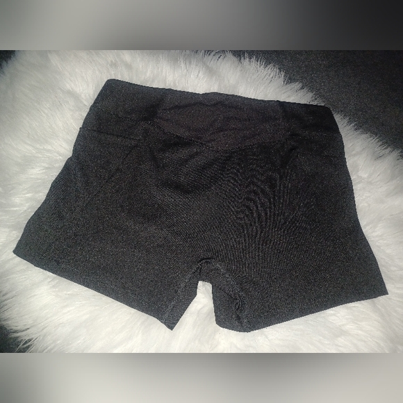 SOLD- PATAGONIA STRETCHY SHORTS - Picture 2 of 4